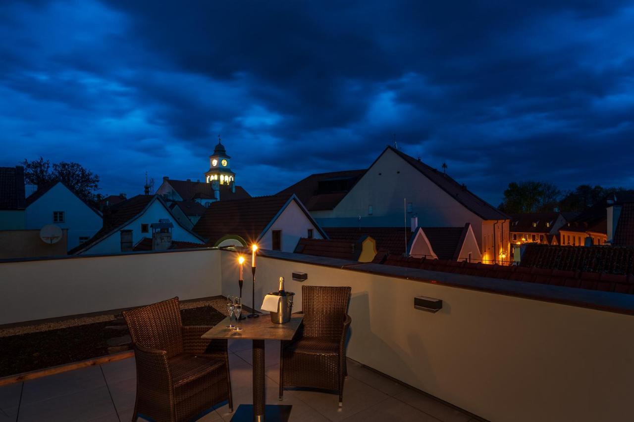 Hotel Bily Jednorozec Třeboň Kültér fotó